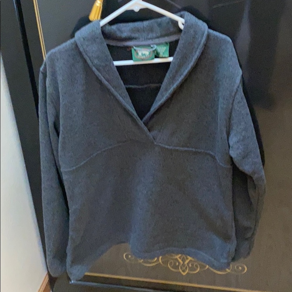 Fleece sweatshirt